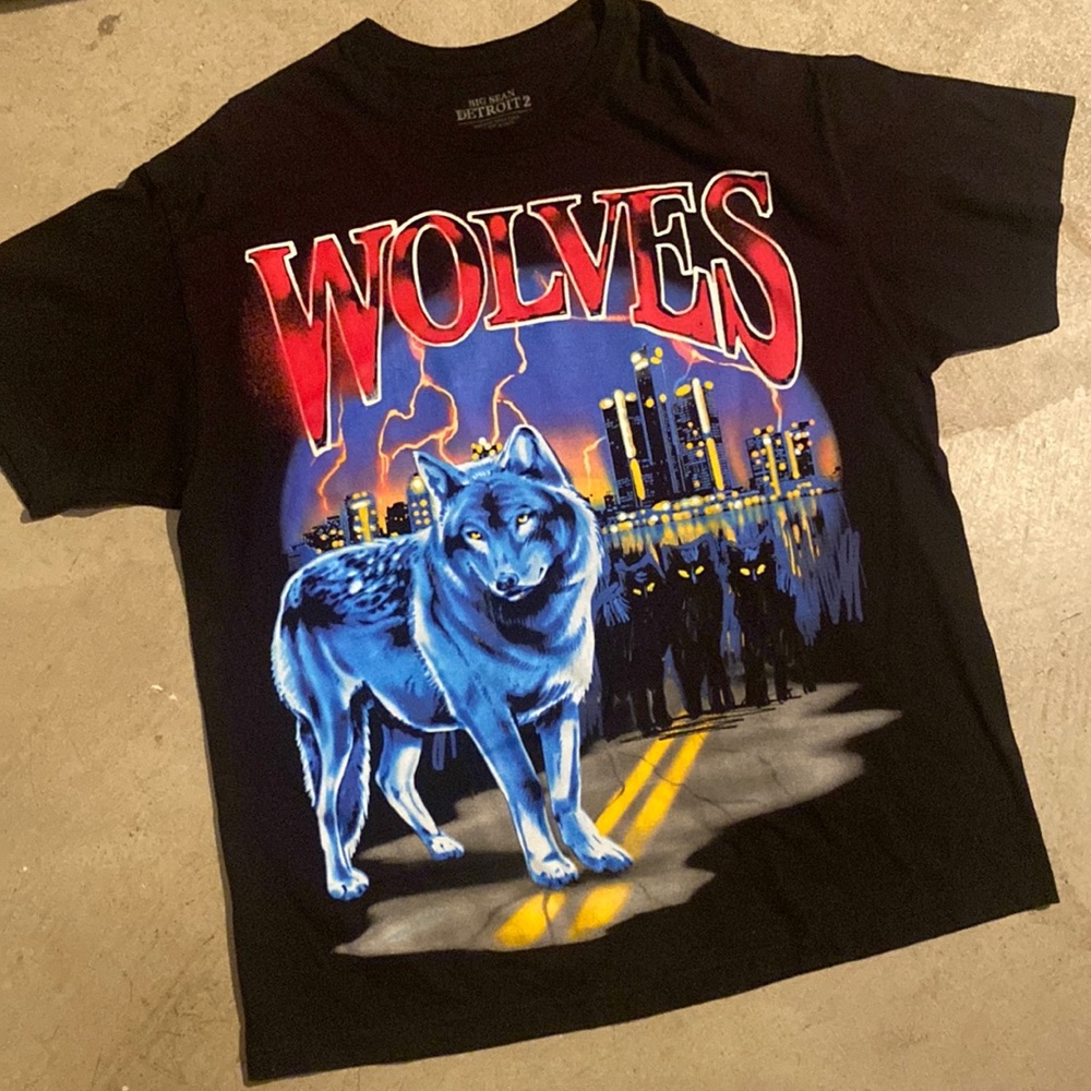 Big Sean Detroit 2 concert tour XL  WOLVES Shirt big print